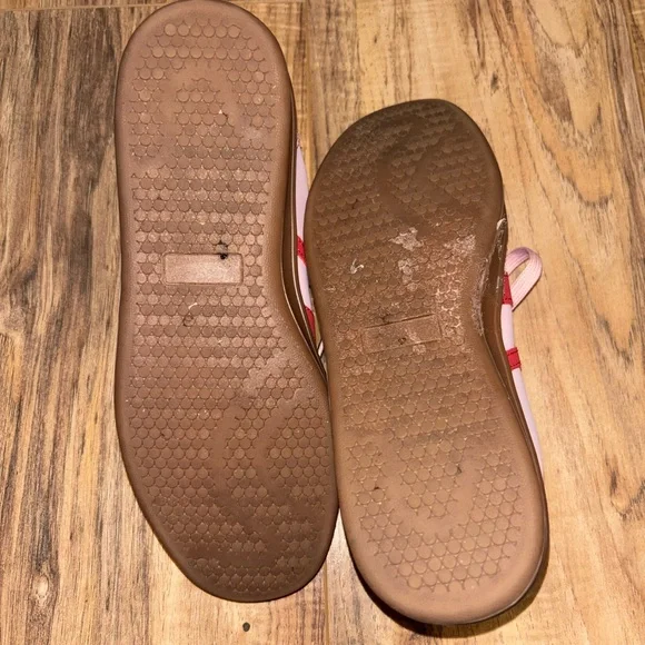 Minnie Mouse Sneakers - Picture 5 of 6